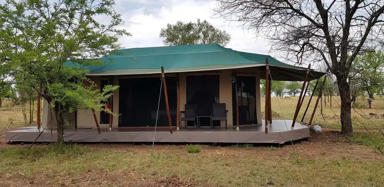 Double tent exterior